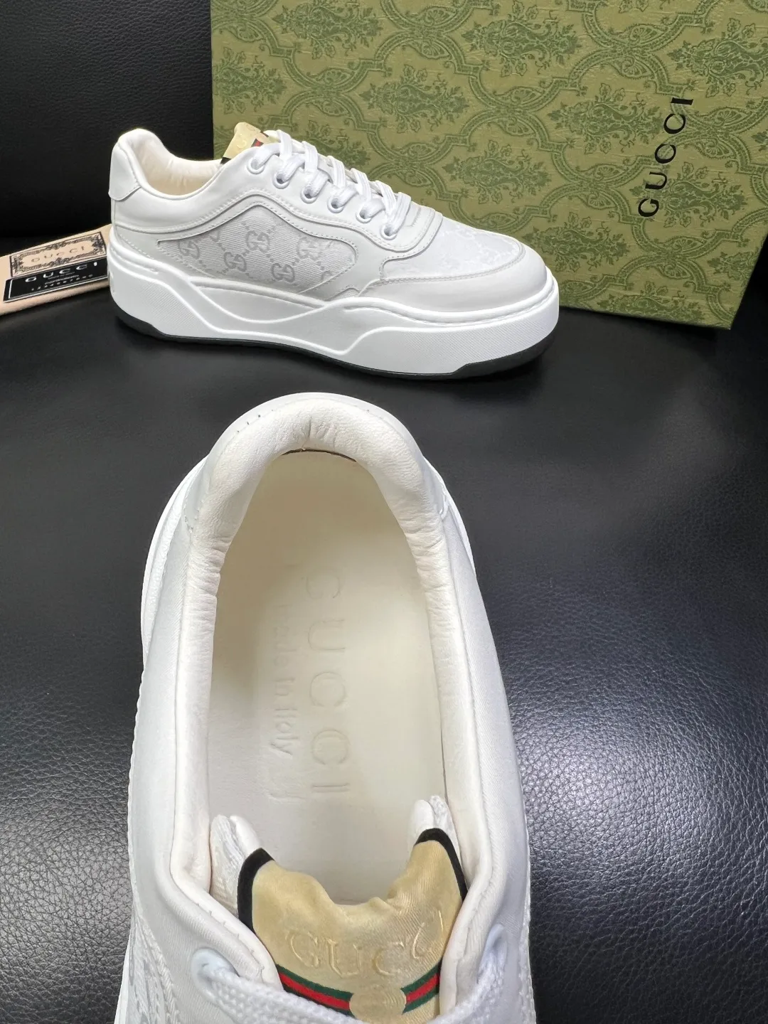 Men's shoes 💰820 Gucci high quality top crafts Gucci counter new original factory configuration, imported cowhide patchwork fabric from Italy, imported cowhide lining, breathable and comfortable, sole: original factory special supply original sole super comfortable, original factory and single goods, welcome to compare, code number 38-44 (customized 45 46)